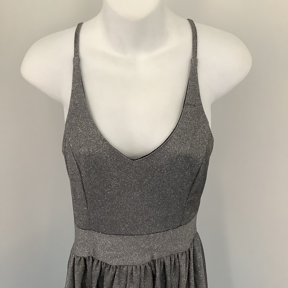 Bailey Blue Silver Sparkly Bubble Hem Dress Sz. Jr. S - Picture 4 of 8